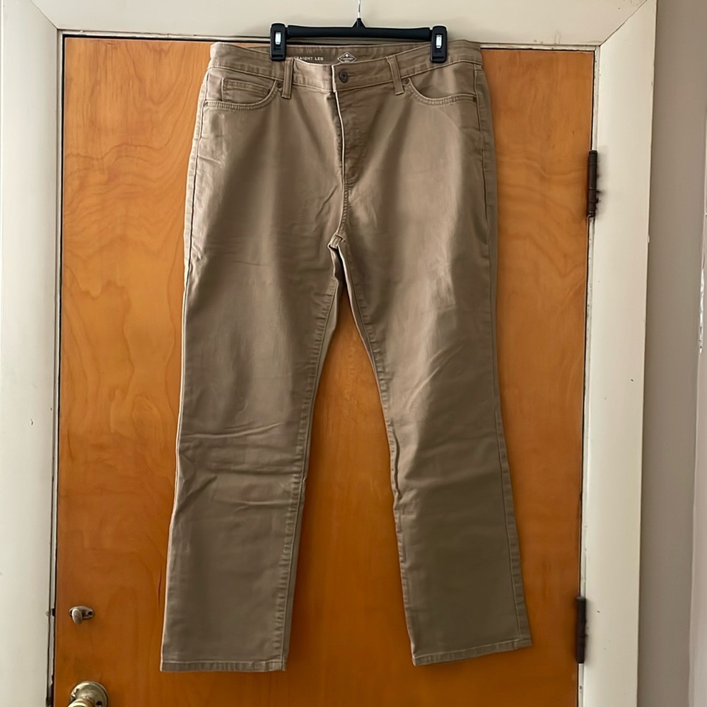 St John’s Bay Tan Straight Leg pants size 18 like new